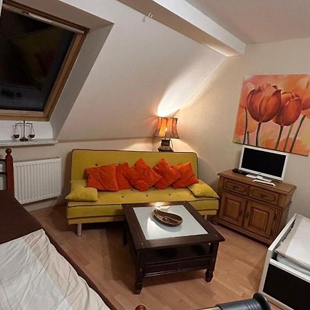 Ferienzimmer / Monteurzimmer Rostocker Heide Lejlighed Klein Kussewitz Eksteriør billede